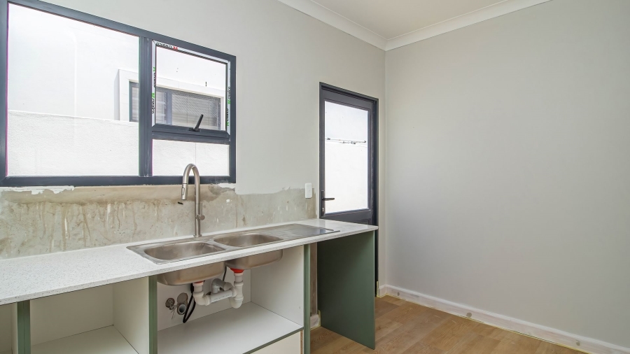 3 Bedroom Property for Sale in Sandbaai Western Cape